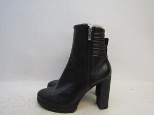 DKNY Womens Size 7.5 Black Leather Zip Ankle Fashion Boots Bootie